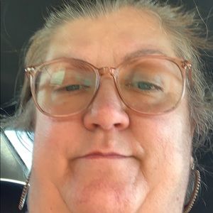 Meet your Posher, Tracey